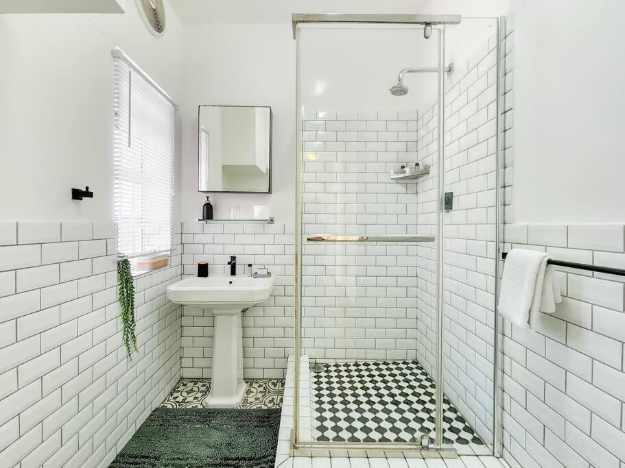 Apartment Spacious Two Bedroom In Newlands Kapstadt